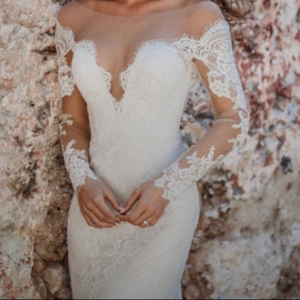 wedding gown